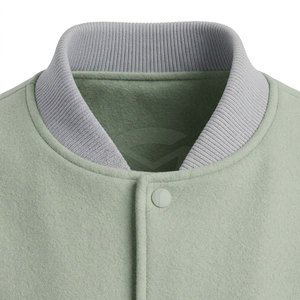 Veste de style universitaire pour homme New Look, vêtement d'extérieur moderne et décontracté, conçue pour l'hiver, pour un confort optimal, la mode urbaine et l'usage quotidien. - Product Image 4