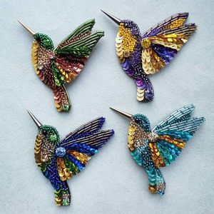 Broche de Moda con Cuentas Bordadas para Ropa y Accesorios de Mujer, Broche de Cristal Bordado a Mano, Elegante Regalo para Ella - Product Image 4