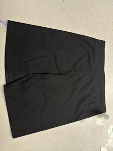 Shorts MMA Premium très demandés, en tissu durable, pour l'entraînement en arts martiaux mixtes et la pratique du fitness – Fournisseur et fabricant - Product Image 2