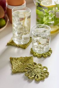 Sous-verre en rotin tressé à la main, design moderne et élégant, motif spirale naturelle en forme de pétale, pour table à manger, boissons et décoration intérieure stylée - Product Image 2