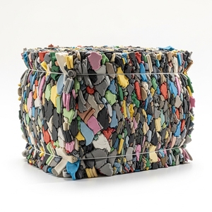 Déchets de mousse PU prêts à l'exportation directe pour la découpe de meubles et de matelas, destinés au recyclage en vrac, avec emballage sécurisé en balles - Product Image 1