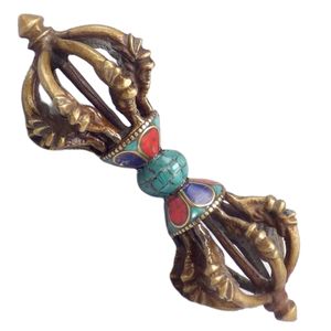 Juego de Dorje Budista Hecho a Mano en Metal con Técnica de Fundición, Forma Rectangular, Patrón de Lazos, 6 Pulgadas - Product Image 1