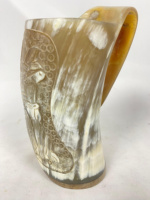Viking Religieux Corne Tasse À Boire Corne De Buffle Originale Sculpté Conception D'animal Finition Polie Authentique Viking Boire
