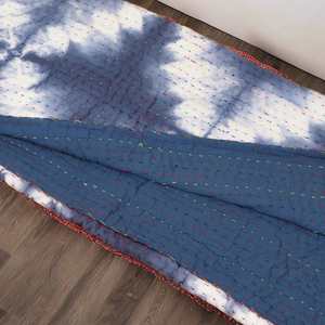 Colcha Kantha de Algodón Puro Premium con Estampado a Mano en Bloque, Diseño Azul Índigo, Cubrecama para Decoración del Hogar y Uso en Viajes - Product Image 1