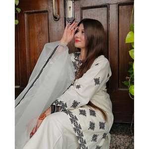 Salwar Kameez de Algodón para Fiesta, Talla XL, Top-Bottom y Dupatta con Bordado de Hilo - Product Image 2