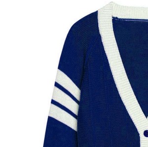 Suéter Cárdigan de Lana Gruesa Tejida a Mano, Diseño Vintage de Invierno para Mujer, Personalizado OEM y ODM, Venta al Por Mayor, con Bordado - Product Image 3