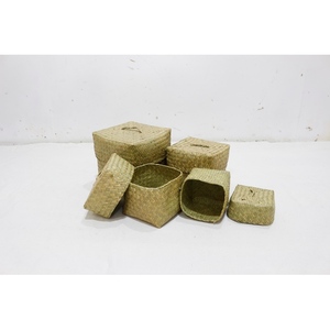 Wholesale <b>Square</b> Seagrass Woven Storage <b>Basket</b> with Lid for Home Closet Sundries Organizing - Product Image 5