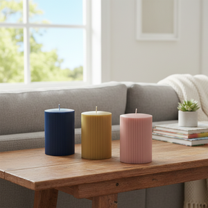 Commande en gros de bougies piliers côtelées en cire de soja et paraffine, faites à la main, écologiques, pour la décoration intérieure des salons et des tables à manger - Product Image 1