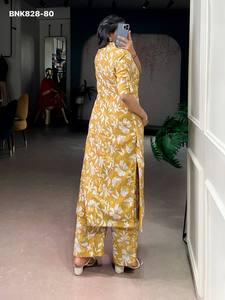 Diseño Evergreen de Alta Calidad para Uso Ocasional P.V. Proveedor de Kurt-Pent Chanderi con estampado floral y detalles en foil de Surat - Product Image 6