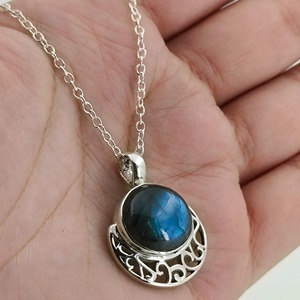 Collier pendentif en argent sterling fait main avec labradorite 14 mm, sertissage clos, pierre précieuse naturelle, bijoux bohèmes, 10 grammes, cadeau pour elle - Product Image 1