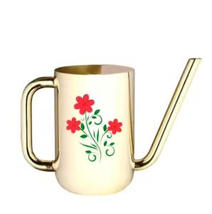 บัวรดน้ำโลหะคุณภาพพรีเมียม ทนทาน หัวฉีดยาว สำหรับรดน้ำต้นไม้ในบ้าน - Product Image 4