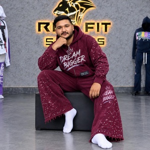 Conjunto de Sudadera con Capucha y Cremallera Completa de Forro Polar Grueso Unisex Personalizado y Pantalones de Chándal de Pierna Ancha con Detalles Gráficos, Etiqueta Personalizada, Fabricante OEM - Product Image 3