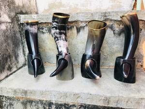 Corne à boire artisanale Viking en corne de buffle, écologique, forme naturelle, design classique pour les fêtes et célébrations - Product Image 2