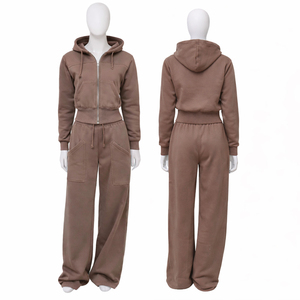 ชุดเซ็ตแทรคสูทผู้หญิงแบบสองชิ้น เสื้อฮู้ดซิปยาวปักลายผ้าฝ้ายฟลีซ สตรีทแวร์ กางเกงขายาวทรงหลวม สวมใส่สบายสำหรับฤดูหนาว - Product Image 1