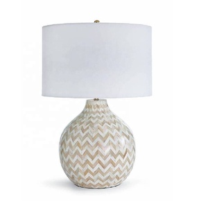 Haute Qualité Indigo Mosaïque Moderne Sculpté À La Main Décoratif Os Lampes De Table Os Incrustation Lampe De Table Base Nuit Lampe De Table - Product Image 2