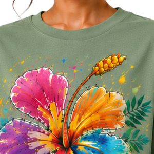Camiseta Extra Grande para Mujer en Color Verde Salvia con Estampado Gráfico de Flores de Hibisco Coloridas, Camiseta Casual de Algodón para Verano, Personalizada OEM ODM al por Mayor - Product Image 5