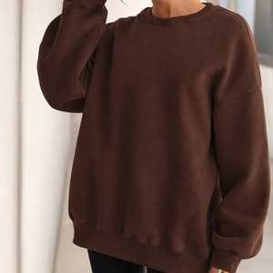 Sweat-shirt facile à porter, pull confortable à coupe décontractée pour les routines quotidiennes et les loisirs, conçu pour une utilisation pratique et durable. - Product Image 1
