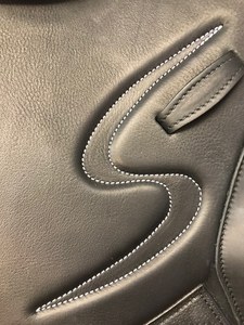 Gamme de fils à coudre artisanaux sur mesure, disponibles en plusieurs couleurs, pour la sellerie en cuir, avec une forte adhérence et une qualité équestre supérieure. - Product Image 2