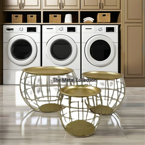 Cesta de almacenamiento decorativa de metal con forma moderna para el hogar, Juego de 3 con chapado en oro para uso en la colada - Product Image 1