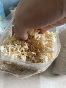 เครื่องนอนสำหรับสัตว์เลี้ยงขนาดเล็กแบบพรีเมี่ยมเครื่องตัดไม้สนแห้งที่ผ่านการค้นพบใหม่สำหรับขยะทางการเกษตร - Product Image 4