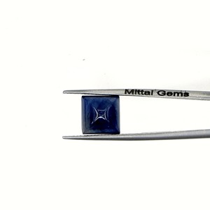 พลอยไพลินบลูแซฟไฟร์ธรรมชาติทรงลูกบาศก์ขนาด 9 มม. สีน้ำเงินเข้มแบบปรับขนาดได้ สำหรับทำเครื่องประดับ - Product Image 2