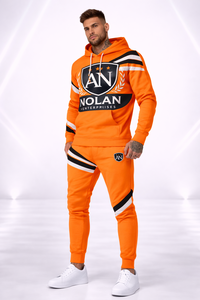 ชุดวอร์มสีส้มสำหรับผู้ชาย เสื้อฮู้ด กางเกงจ็อกเกอร์ สกรีนโลโก้ได้ ชุดสตรีทแวร์ ชุดกีฬา ดีไซน์เนอร์ ขายส่ง - Product Image 3