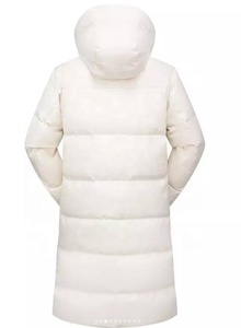 Veste d'hiver longue à capuche en duvet blanc coupe-vent pour homme, parka décontractée pour l'extérieur avec fermeture éclair et logo sur la manche - Product Image 5