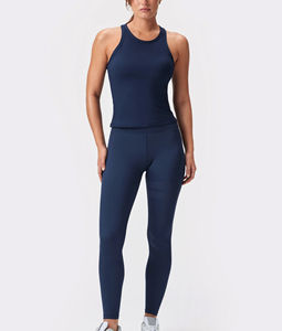 Camiseta sin mangas acanalada rosa para mujer, ajustada, de punto ligero, suave al tacto, elástica en cuatro direcciones, transpirable, de secado rápido, para yoga, gimnasio y uso diario. - Product Image 6