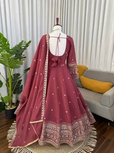 Ensemble de robe Anarkali brodée rose avec dupatta, vêtements ethniques pour femmes pour mariage, fête, Diwali - Product Image 5