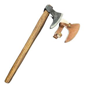 Hacha de Supervivencia Tradicional, Forjada a Mano, Acero con Alto Contenido de Carbono, Funda Protectora de Cuero, Grado Industrial, para Caza y Madera - Product Image 1