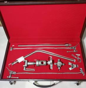 Sistema de Retracción Cerebral Leyla con Brazos Flexibles y Abrazaderas de Fijación, Instrumentos Neuroquirúrgicos para Retracción Craneal - Product Image 1