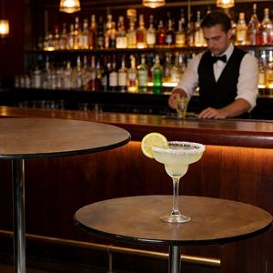 Table de bar ronde en bois contreplaqué et acier, portable, haute, pour <span class=keywords><strong>pub</strong></span>, cocktail, supermarché, fête, vente en gros - Product Image 4