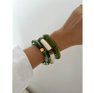 Premium Handmade Resin <b>Bracelet</b> with Exclusive Decorative Design Elegant Jewelry for Retail and Online Sales - Product Image 3