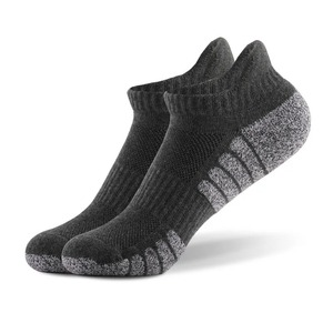 Chaussettes de sport respirantes et rembourrées, coupe basse, séchage rapide, antidérapantes, pour la course, le golf, le basketball - Product Image 5