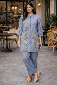 ชุดเซ็ตผู้หญิงคุณภาพสูง สีน้ำเงิน ผ้าฝ้ายแท้ สไตล์สาวออฟฟิศ แขนสั้น ราคาประหยัด สำหรับลูกค้าทั่วไป - Product Image 6