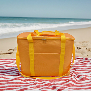 Sac isotherme portable et durable Ningbo Wilson en polyester 600D, personnalisé, imperméable et réutilisable pour le transport de repas - Product Image 6