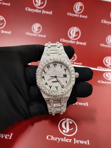 Montre à quartz Moissanite de luxe de haute qualité avec diamant Look Iced Out Fashion Dial Window Glass Prix d'usine - Product Image 2