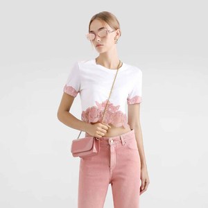 Crop top blanc pour femme avec bordure en dentelle rose, manches courtes, col rond, t-shirt en tricot, style mignon printemps été - Product Image 1