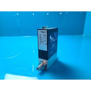 Contrôleur de débit massique AERA FC-7800CD O2 1000SCCM d'occasion – Pièces d'équipement semi-conducteur d'époque - Product Image 3