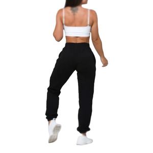 Ensemble de survêtement décontracté à capuche pour femme, production personnalisée avec logo OEM 2026, haut court uni, 100 % coton, confortable pour l'entraînement en salle de sport - Product Image 6