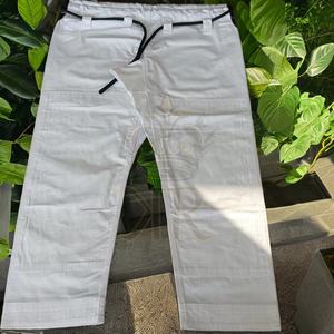 Kimono Royal de Haute Qualité Unisexe pour Jiu-Jitsu Brésilien, Kimono en Coton Respirant 440g, Vêtement de Sport pour Adultes, Arts Martiaux MMA, OEM - Product Image 6