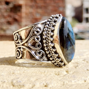 Handcrafted <b>Labradorite</b> <b>Ring</b> Natural Gemstone 925 Sterling Silver Jewelry Flashy Blue Fire <b>Ring</b> Boho Chic Gift - Product Image 5