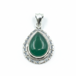 จี้หยดน้ำหยกเขียวเงินแท้ 925 ดีไซน์วินเทจทำมือ ประดับด้วยพลอยธรรมชาติ ของขวัญสำหรับผู้หญิง - Product Image 3