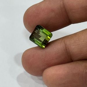 Excellente tourmaline verte naturelle, taille octogonale fantaisie, 7,25 carats, pureté loupe, pierre précieuse non montée, qualité AAAA, Madagascar, qualité joaillerie fine - Product Image 6
