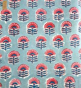 Tela de algodón estampada a mano con motivos florales en azul cielo – Material para confección de Jaipur - Product Image 4