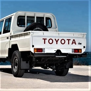 Toyota Land Cruiser 4x4 Usada Blanca, Cabina Simple, Diésel, Automática, 4 Asientos, Todoterreno, SUV - Product Image 2
