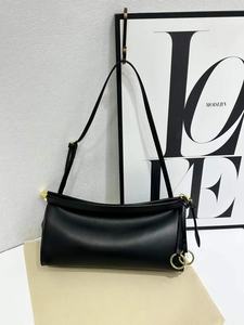 Sac à bandoulière en cuir PU avec logo personnalisé, sac lune, sac hobo à fermeture éclair pour les trajets quotidiens et les voyages - Product Image 3