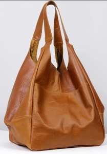 Sac bandoulière en cuir véritable de haute qualité – Design durable en cuir pur de qualité supérieure - Product Image 3