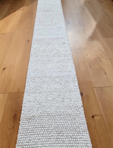 Alfombra de Lana Hecha a Mano – Alfombra Larga y Estrecha para Pasillo, Color Marfil, Estilo Moderno y Minimalista - Product Image 6