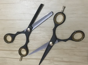 Ciseaux de barbier professionnels pour la coupe de cheveux et la coiffure en salon - Product Image 3